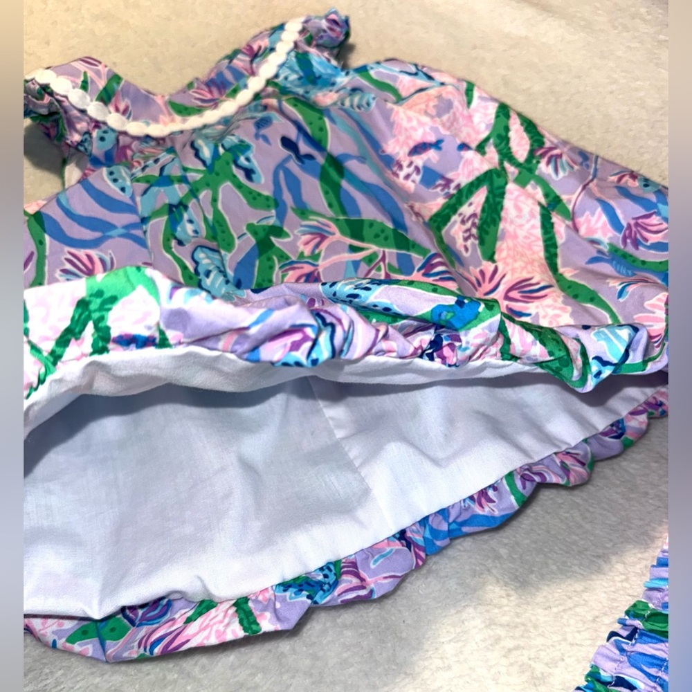 Lilly Pulitzer Baby Paloma bubble dress, size 3-6 mos, EUC
Multi Seacret Escape - Picture 2 of 6